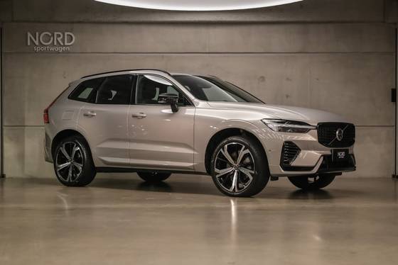 VOLVO XC60 2.0 T8 RECHARGE ULTIMATE DARK AWD GEARTRONIC